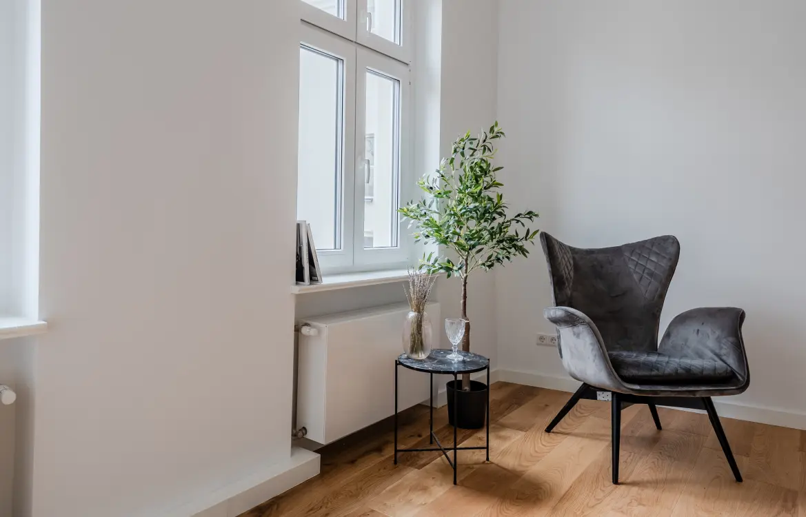 Stilvolle Fenstersituation mit Ausblick